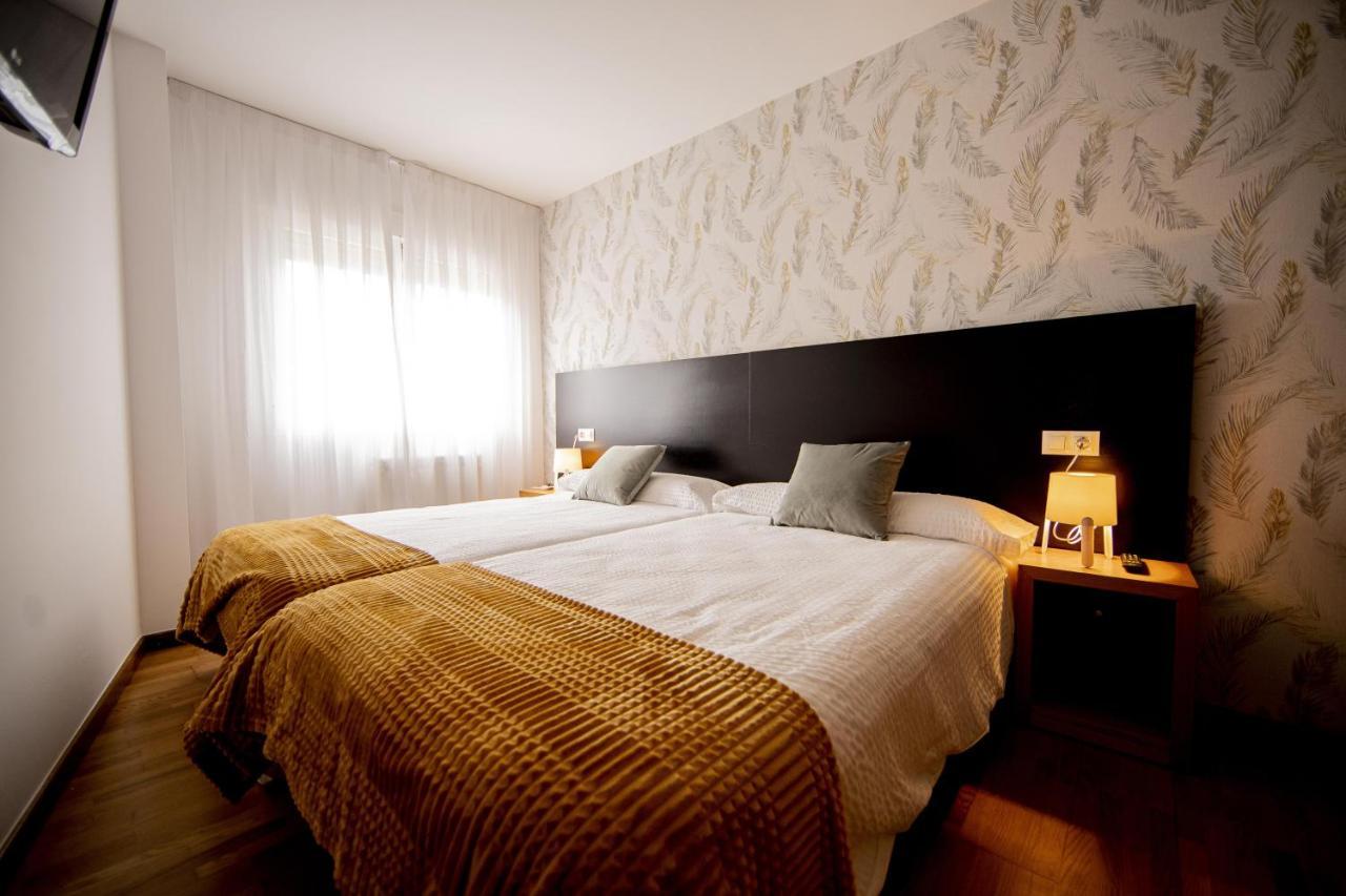 Cantares-Noja Rooms Педрусо Экстерьер фото
